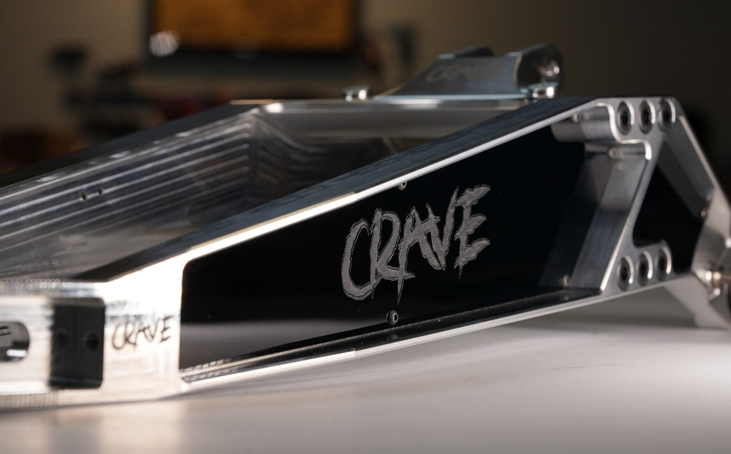 Crave - פלטות צד מותאמות אישית לזרוע אחורית לסורון לייט
